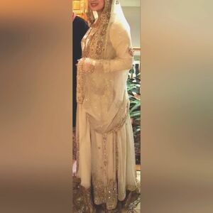 MALIK Designer Gold Cream Bridal Gown Lehnga Skirt 5 Pc